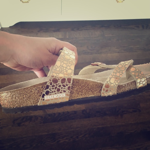 birkenstock mayari copper stones